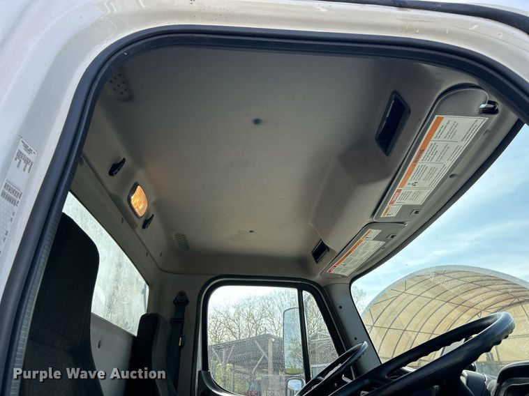 image for item EK2966 2015 Freightliner Business Class M2 street sweeper truck