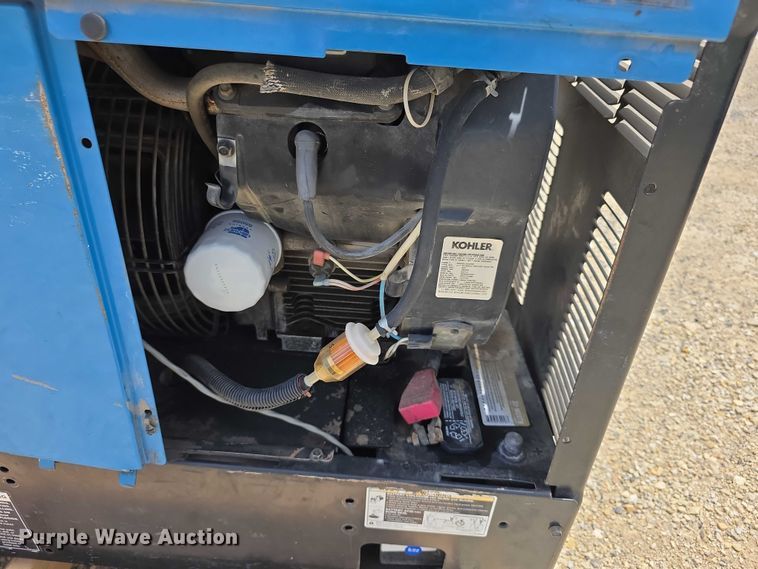 image for item EK5384 Miller Bobcat 250 welder/generator