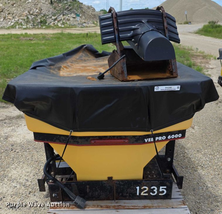 image for item EK5388 SnowEx Vee Pro 6000  spreader