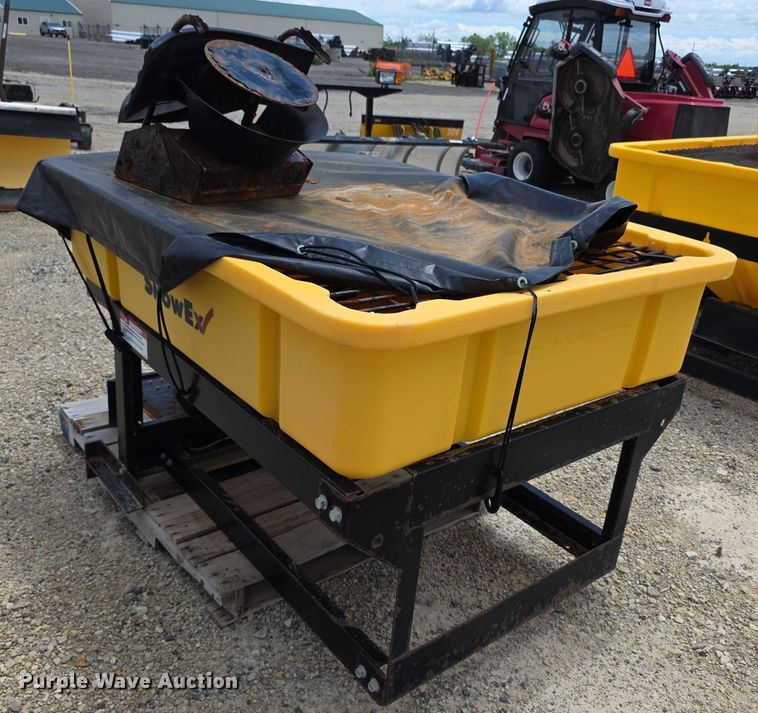 image for item EK5388 SnowEx Vee Pro 6000  spreader