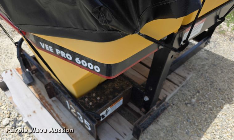 image for item EK5388 SnowEx Vee Pro 6000  spreader