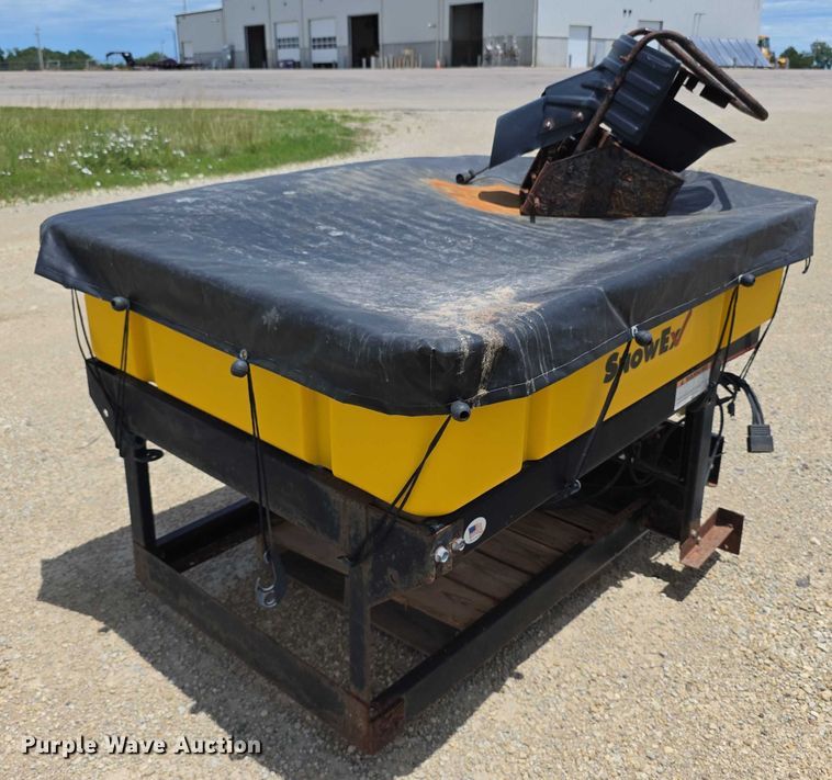 image for item EK5389 SnowEx  Vee Pro 600  spreader