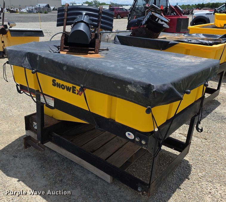 image for item EK5389 SnowEx  Vee Pro 600  spreader