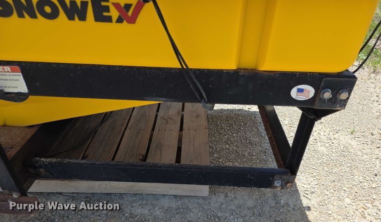 image for item EK5389 SnowEx  Vee Pro 600  spreader