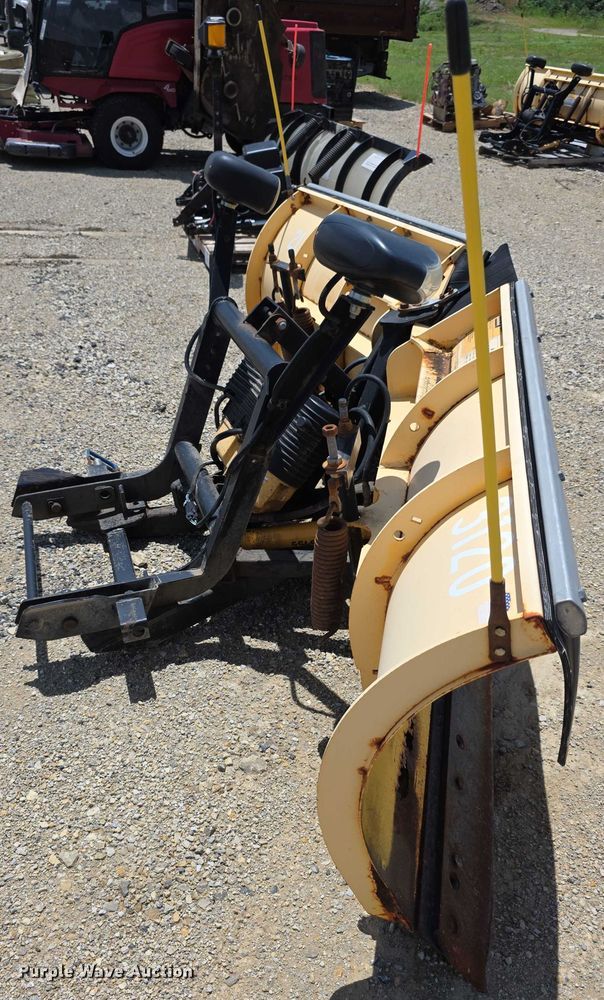 image for item EK5390 Meyer SV8.5 snow plow