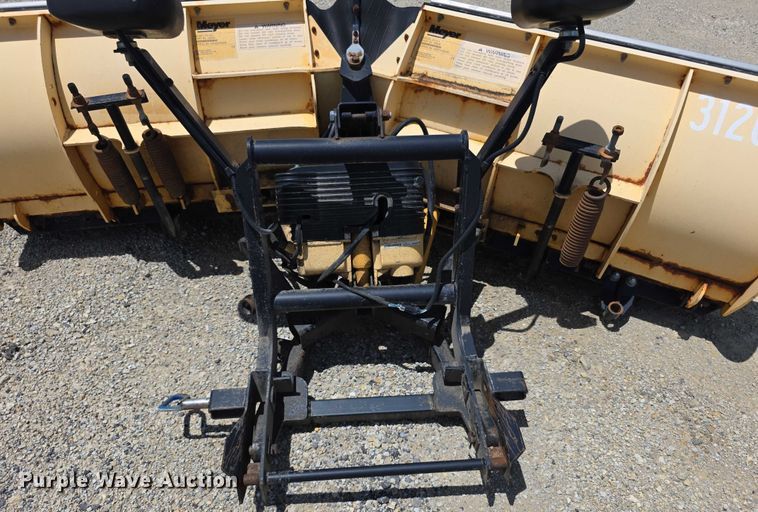 image for item EK5390 Meyer SV8.5 snow plow