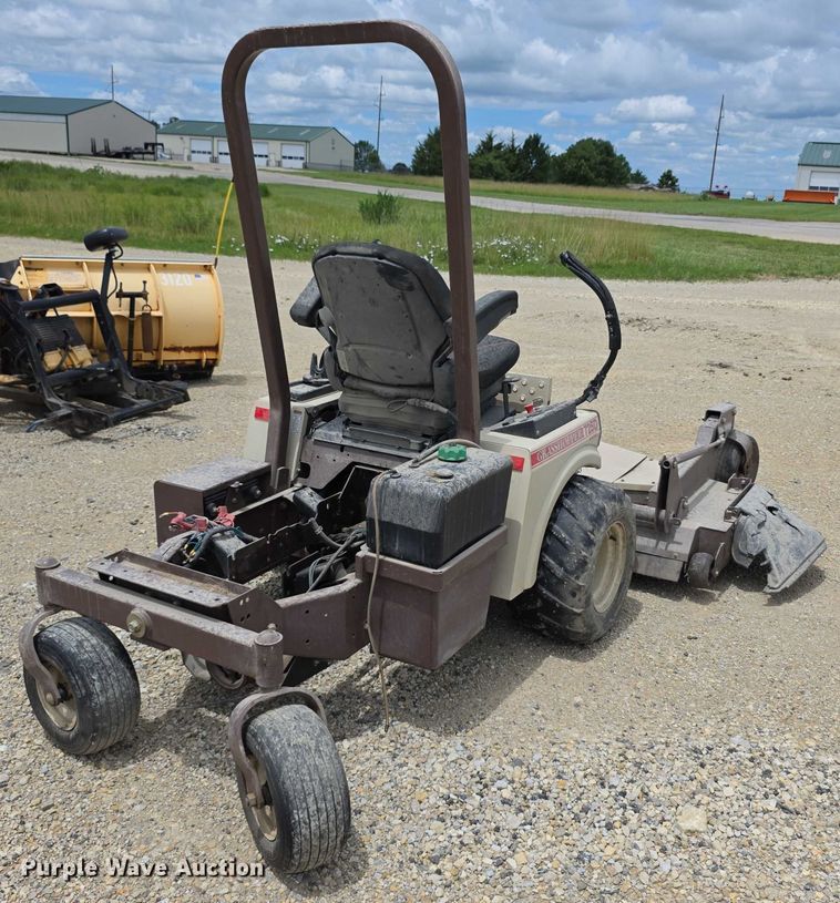 image for item EK5393 2017 Grasshopper 725D ZTR lawn mower