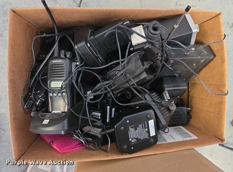 image for item EK5425 Radios