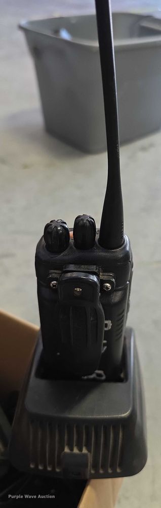 image for item EK5425 Radios