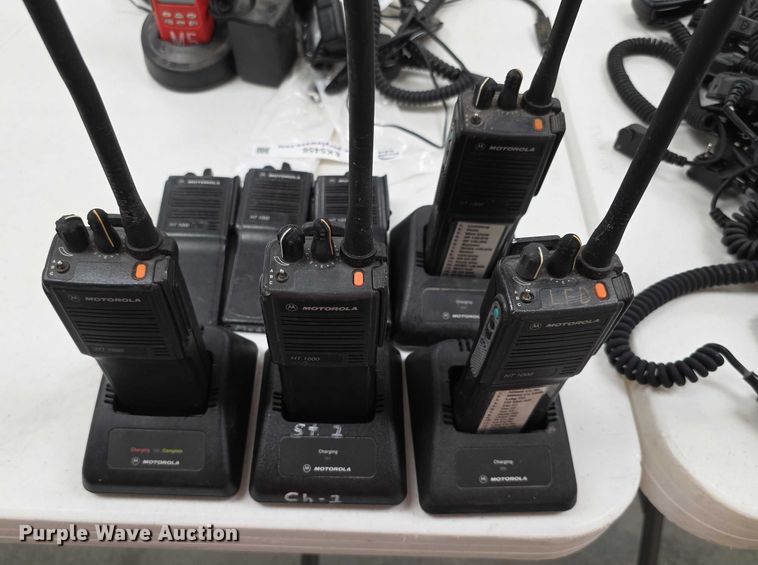 image for item EK5456 Motorola radios