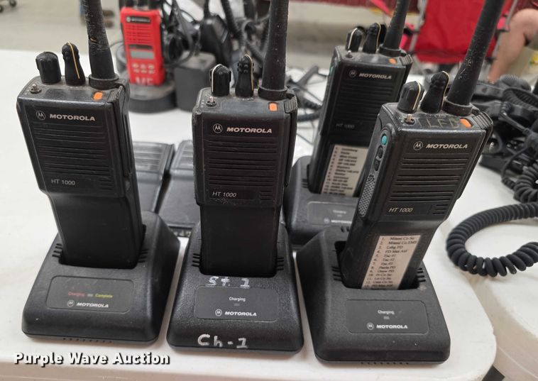 image for item EK5456 Motorola radios