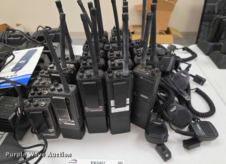 image for item EK5457 Radios