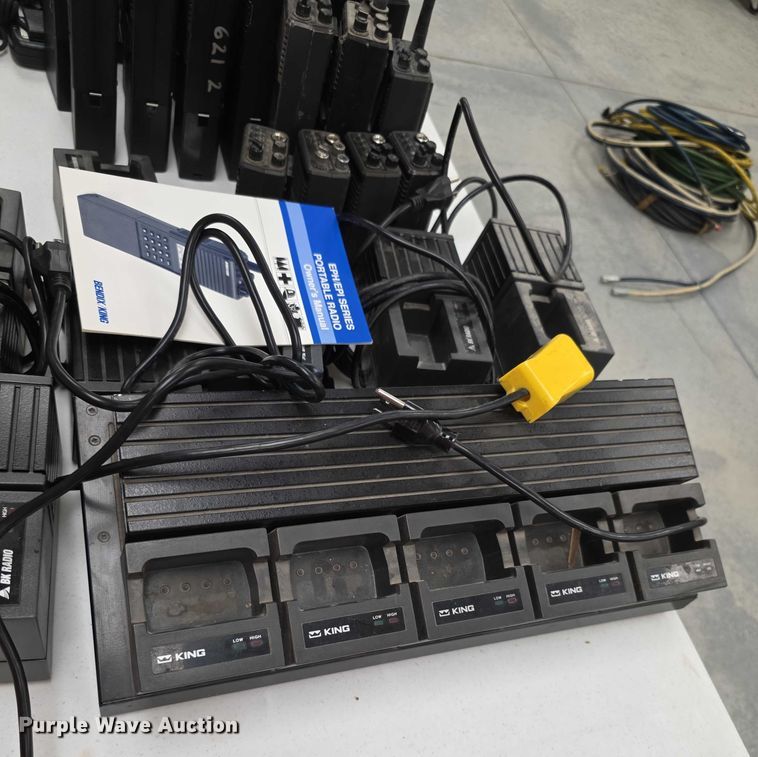 image for item EK5457 Radios