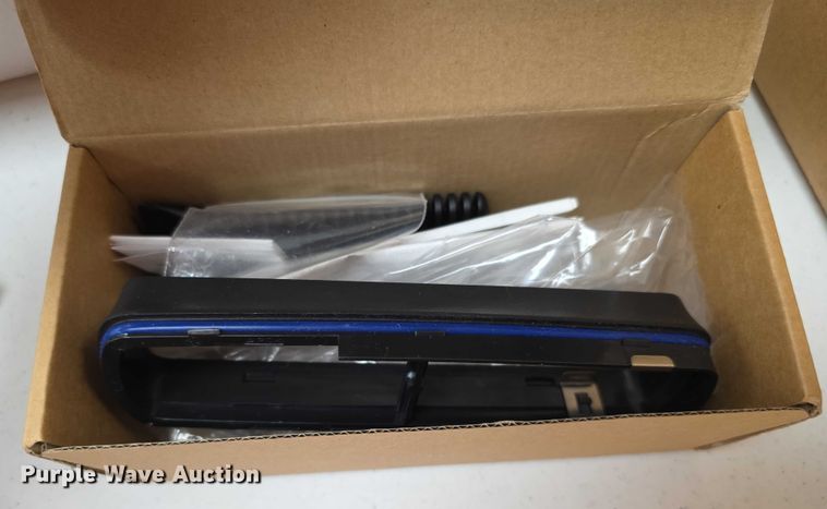 image for item EK5458 Motorola radios