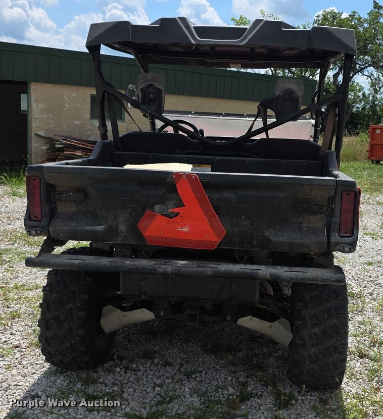 image for item EK5466 2016 honda Pioneer 1000 utility vehicle