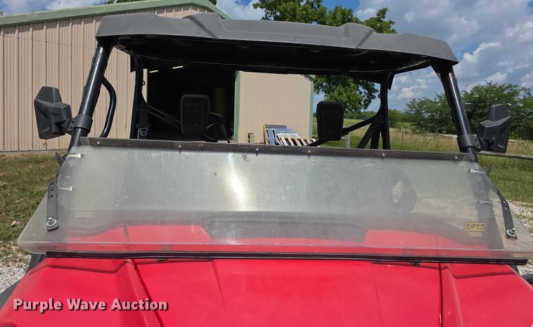 image for item EK5466 2016 honda Pioneer 1000 utility vehicle