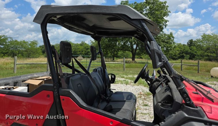 image for item EK5466 2016 honda Pioneer 1000 utility vehicle