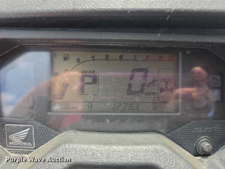 image for item EK5466 2016 honda Pioneer 1000 utility vehicle