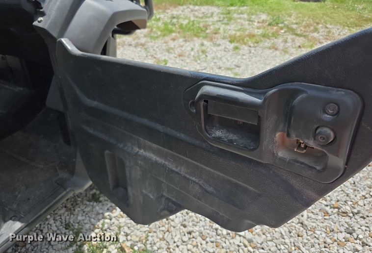 image for item EK5466 2016 honda Pioneer 1000 utility vehicle