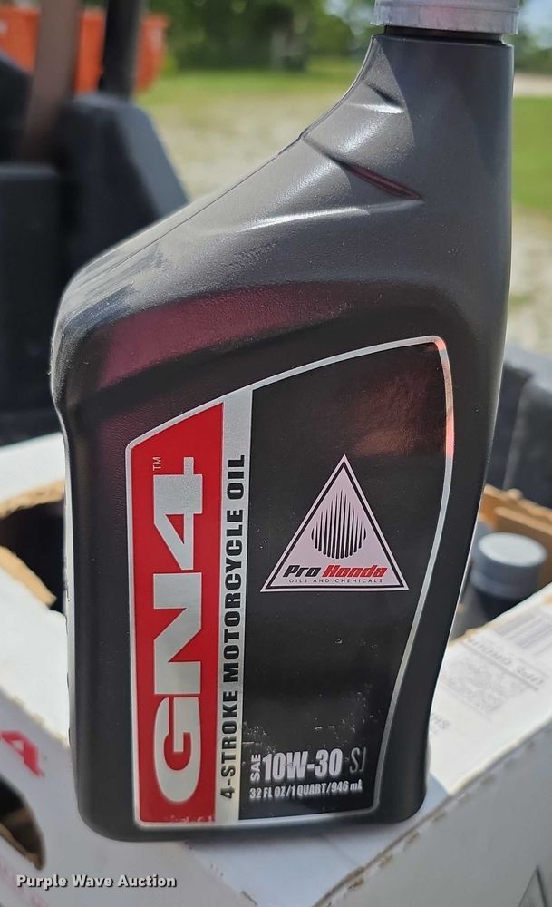 image for item EK5466 2016 honda Pioneer 1000 utility vehicle