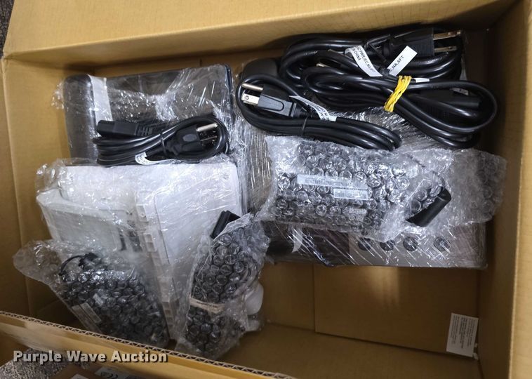 image for item EK5471 Approximately (18) Poly Edge IP phones