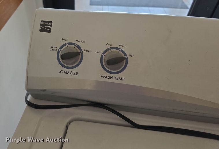 image for item EK5480 Washer and dryer