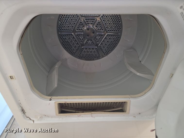 image for item EK5480 Washer and dryer