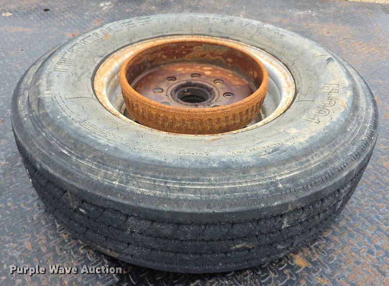 image for item EK5485 2016 PJ CC162 equipment trailer