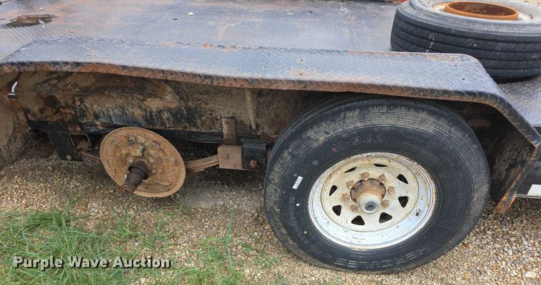 image for item EK5485 2016 PJ CC162 equipment trailer