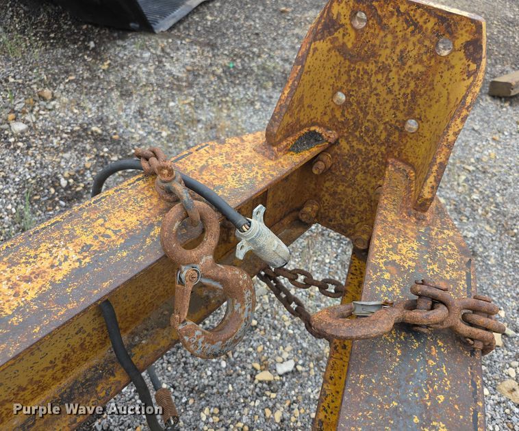 image for item EK5489 1992 Contrail C24 equipment trailer