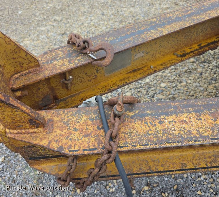 image for item EK5489 1992 Contrail C24 equipment trailer