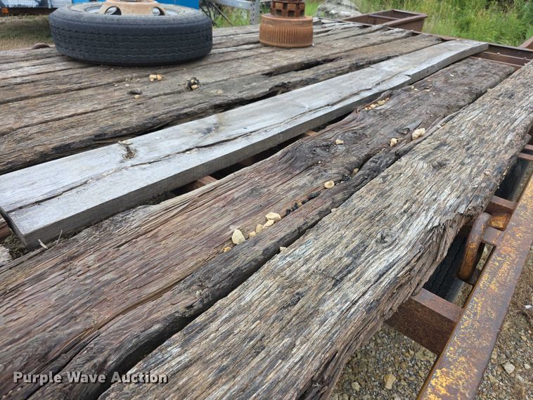 image for item EK5489 1992 Contrail C24 equipment trailer