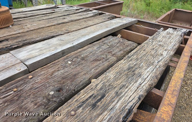 image for item EK5489 1992 Contrail C24 equipment trailer