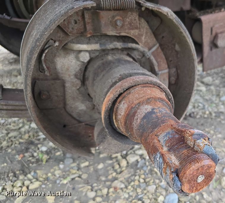 image for item EK5489 1992 Contrail C24 equipment trailer