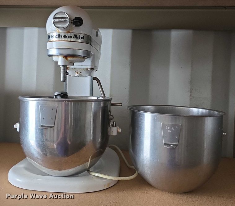 image for item EK5497 Kitchen Aid mixer