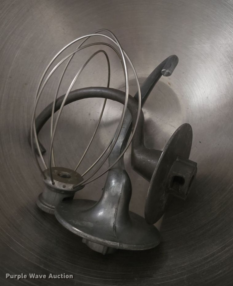 image for item EK5497 Kitchen Aid mixer