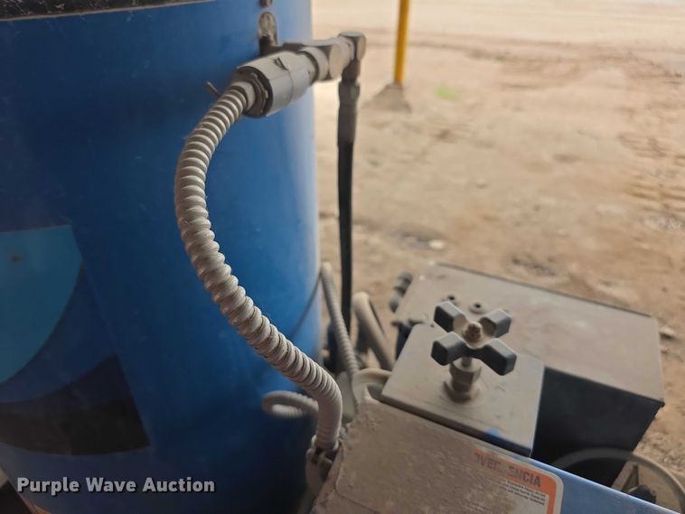 image for item EK5502 Delco Avenger 2000-4 NG pressure washer