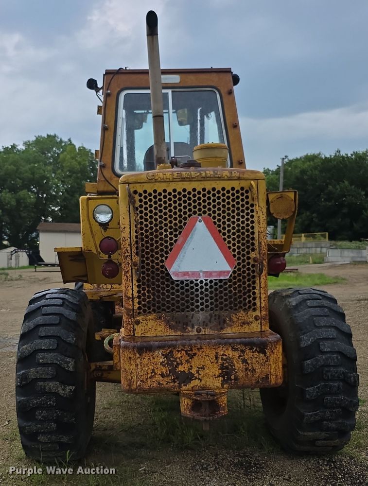 image for item EK5504 1979 Caterpillar 930 wheel loader