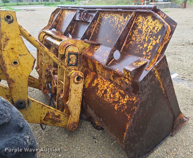 image for item EK5504 1979 Caterpillar 930 wheel loader