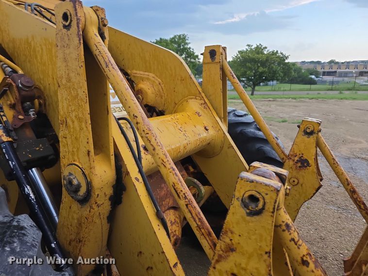 image for item EK5504 1979 Caterpillar 930 wheel loader