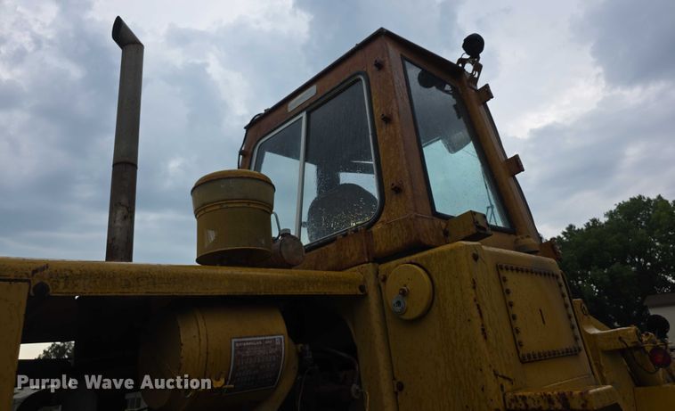 image for item EK5504 1979 Caterpillar 930 wheel loader