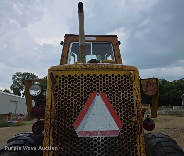image for item EK5504 1979 Caterpillar 930 wheel loader