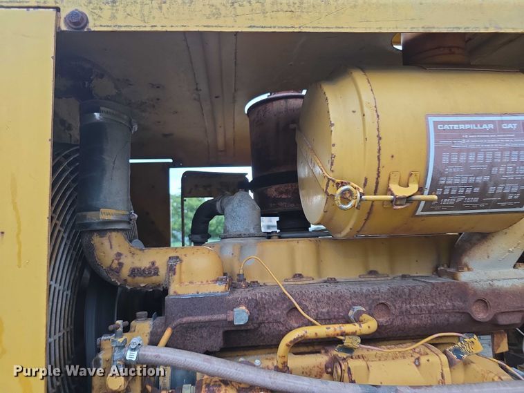 image for item EK5504 1979 Caterpillar 930 wheel loader