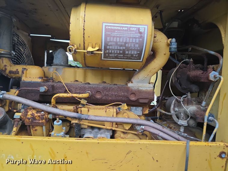 image for item EK5504 1979 Caterpillar 930 wheel loader