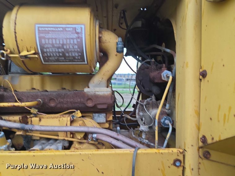 image for item EK5504 1979 Caterpillar 930 wheel loader