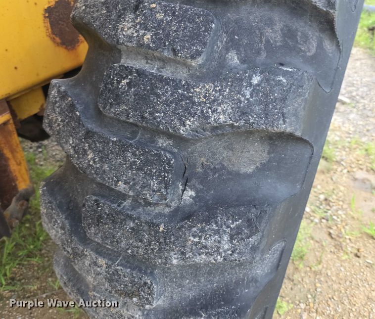 image for item EK5504 1979 Caterpillar 930 wheel loader