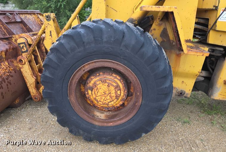 image for item EK5504 1979 Caterpillar 930 wheel loader