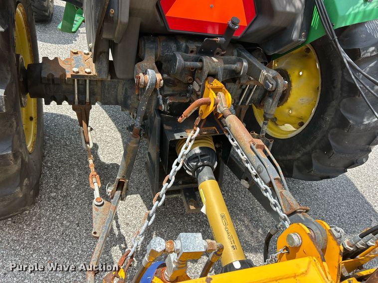 image for item EK8356 1997 John Deere 5300 MFWD tractor