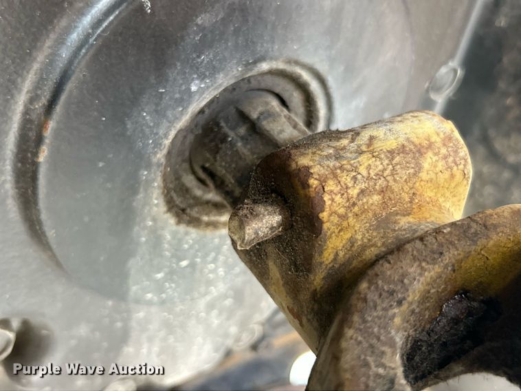 image for item EK8356 1997 John Deere 5300 MFWD tractor