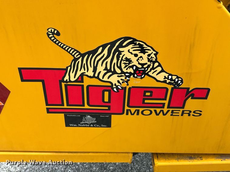 image for item EK8356 1997 John Deere 5300 MFWD tractor